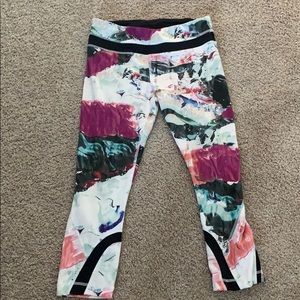 Lululemon size 6
